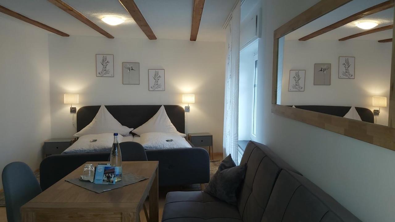 Gasthof Zum Goldenen Kreuz 윌헴스돌프 외부 사진