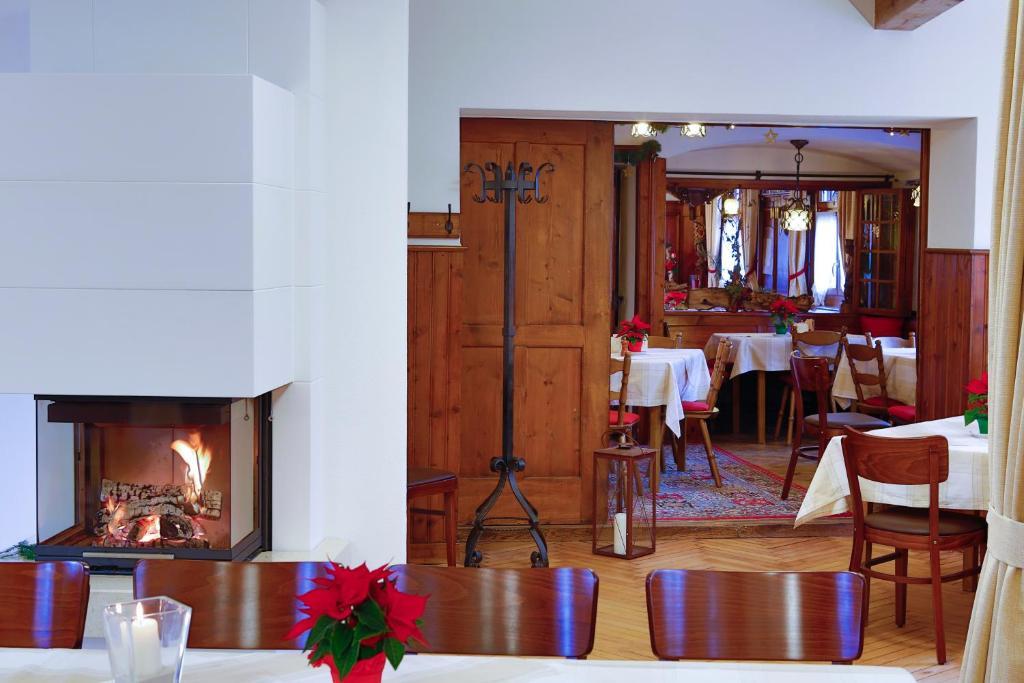 Gasthof Zum Goldenen Kreuz 윌헴스돌프 외부 사진